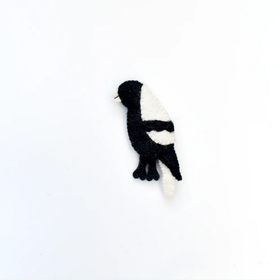 Finger Puppet- Magpie