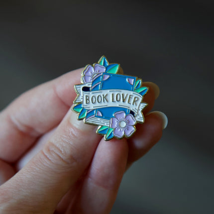 'Book Lover ' Pin