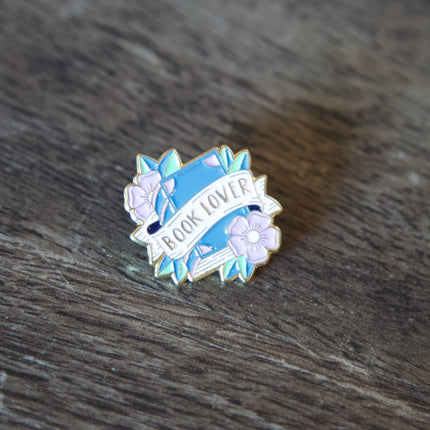 'Book Lover ' Pin