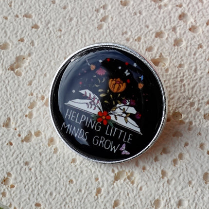 'Helping Little Minds Grow' Pin