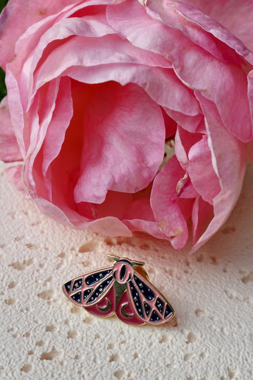 'Pretty Moth' Pin