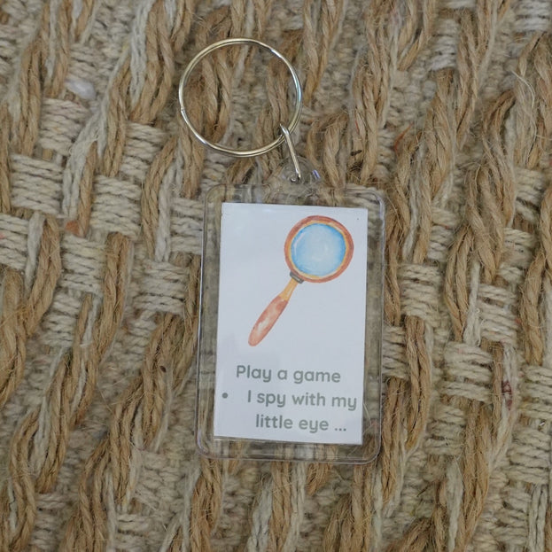 'Play a game- I spy with my little eye...' Keyring