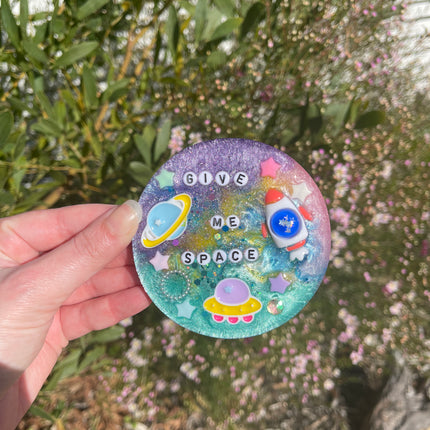 'Give me space' Shimmer Glimmer