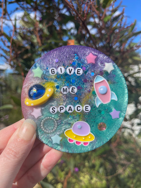 'Give me space' Shimmer Glimmer
