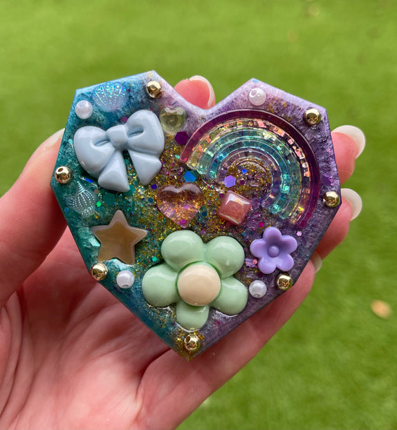 Galaxy Trinkets Heart Shimmer Glimmer