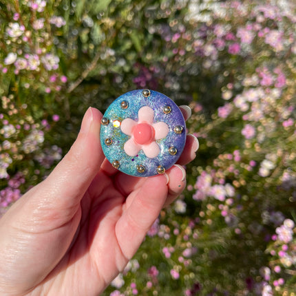 Round Flower Shimmer Glimmer