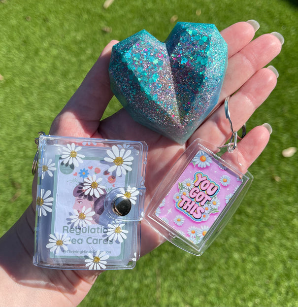 Gift Pack: Heart and Daisies Shimmer Glimmer