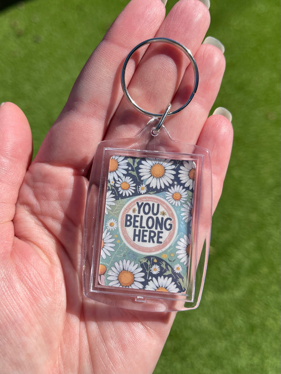 Daisies 'You belong here' Keyring