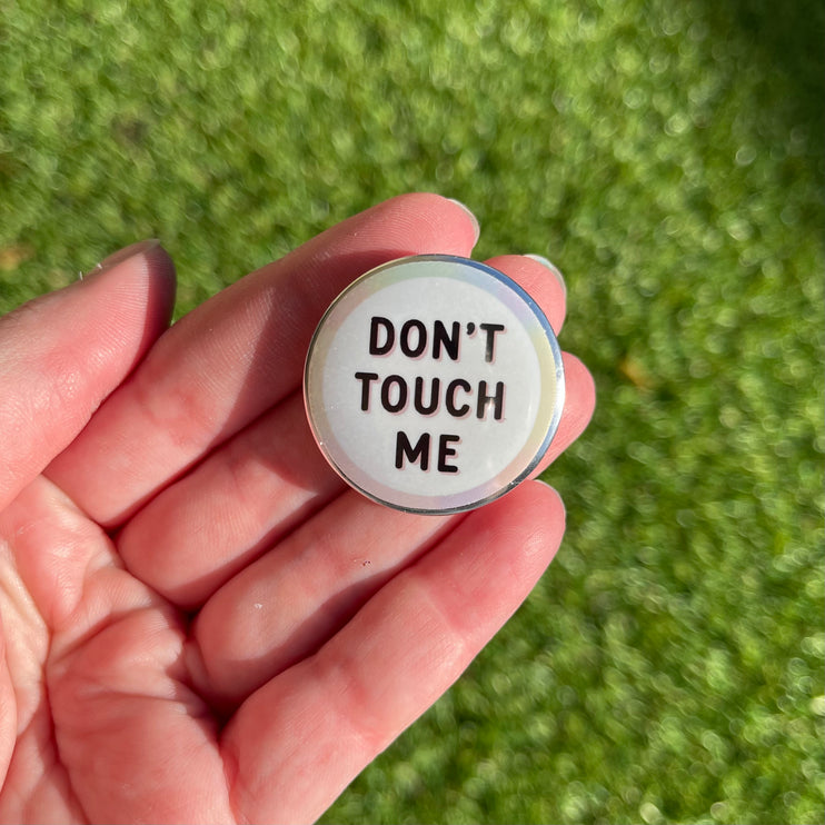 Pastel 'Don't touch me' Button Badge