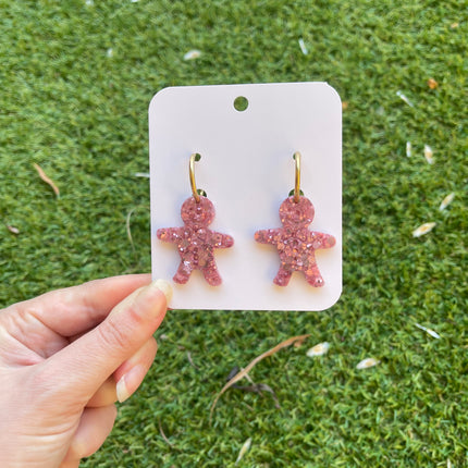 Gingerbread Folk Glitter Earrings- Pink