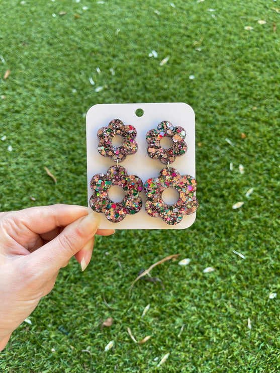 Daisy Glitter Earrings- Spring Garden