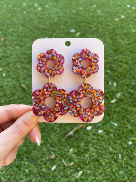Daisy Glitter Earrings- Fuschia hearts