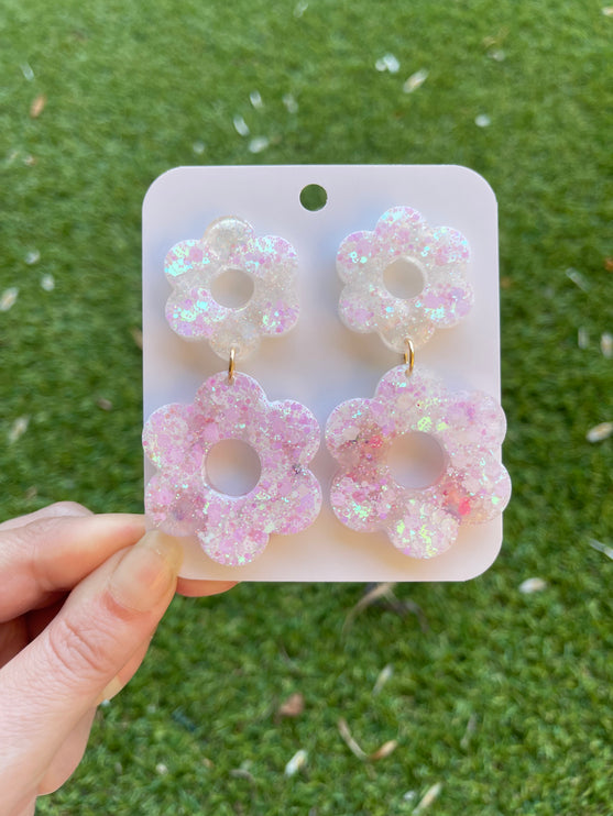 Daisy Glitter Earrings- White and pink
