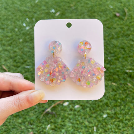 Clam Shell Glitter Earrings- Pastel Hearts