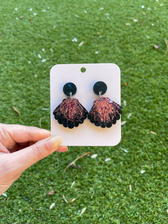 Clam Shell Glitter Earrings- Navy and Pink
