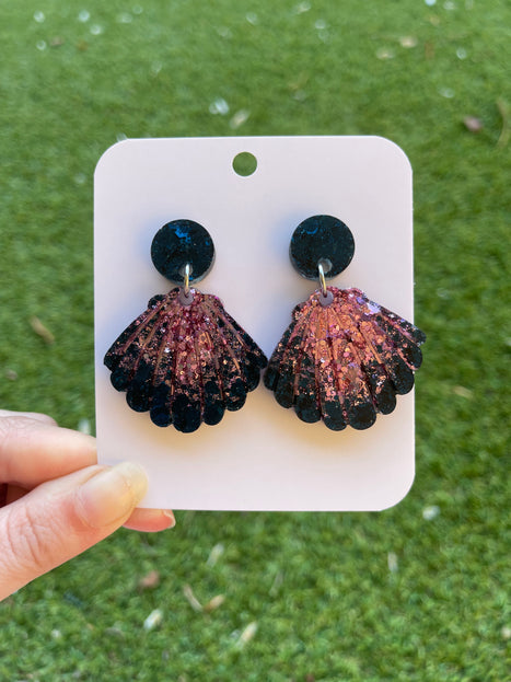 Clam Shell Glitter Earrings- Navy and Pink