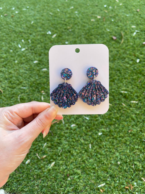Clam Shell Glitter Earrings- Blue and Pink