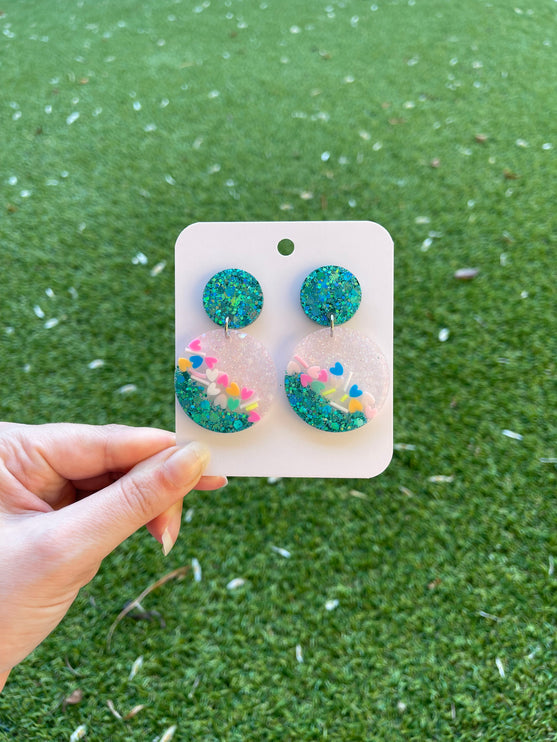Large Circle Glitter Earrings- Emerald and Confetti Hearts