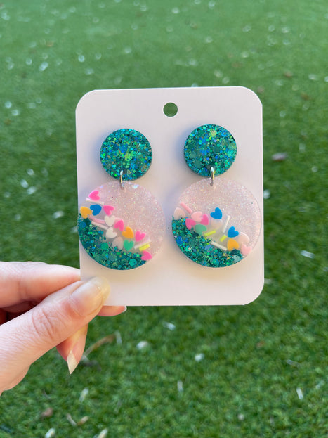 Large Circle Glitter Earrings- Emerald and Confetti Hearts