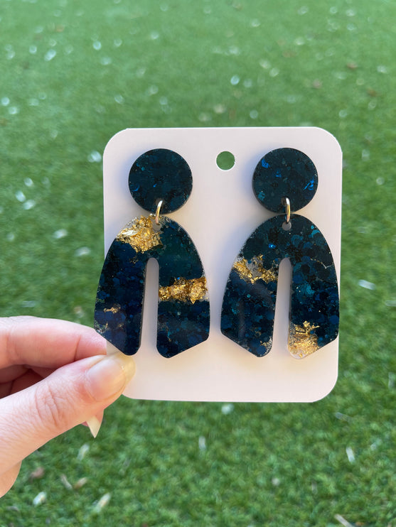 Curve Glitter Earrings- Navy and Gold