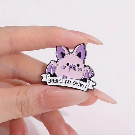 'Hang In There' Pin