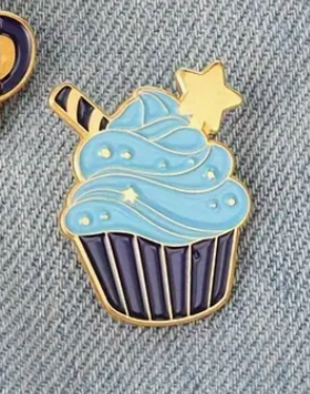 'Blue Cupcake' Pin