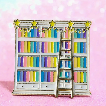 'Rainbow Bookshelf' Pin