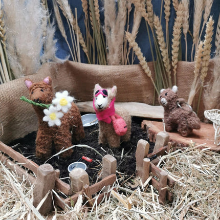 Handmade Felt Fairtrade Alpaca Keyring